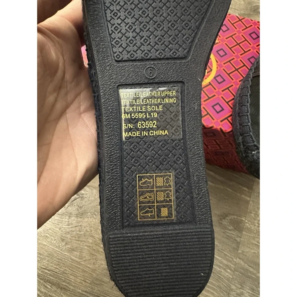 tory burch ines espadrille Women's Size 6 Shoes Flats